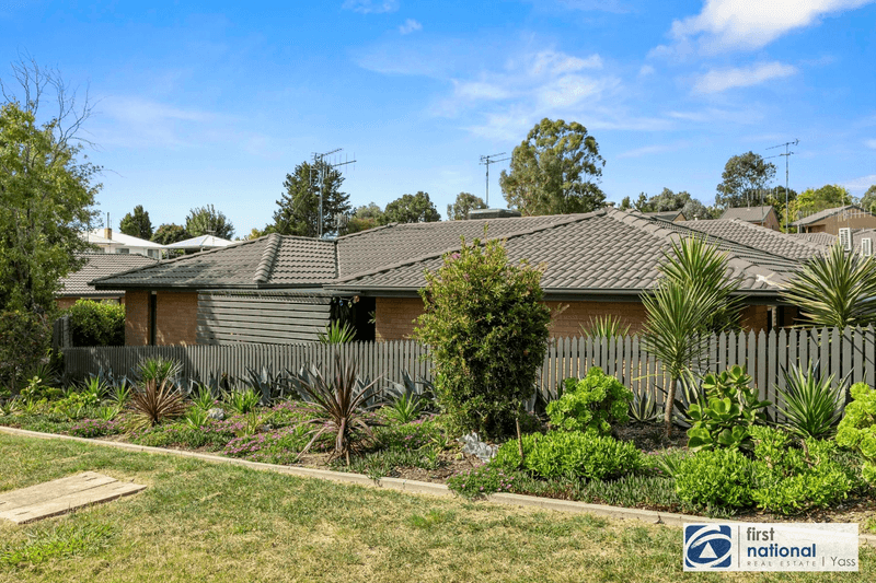 1/24-26 Demestre Street, YASS, NSW 2582