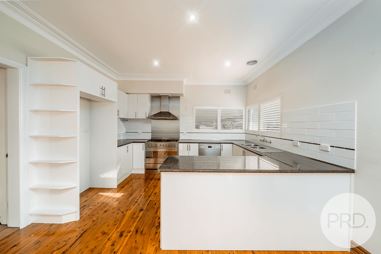 6 Beauty Point Avenue, TURVEY PARK, NSW 2650