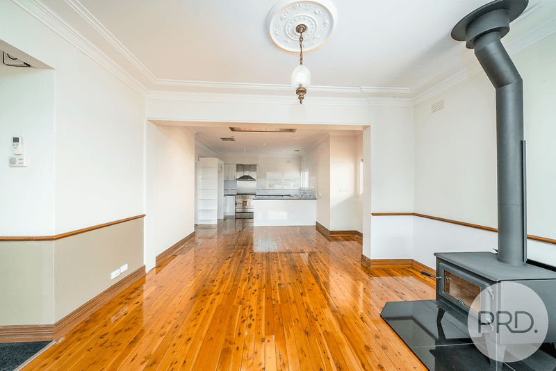 6 Beauty Point Avenue, TURVEY PARK, NSW 2650