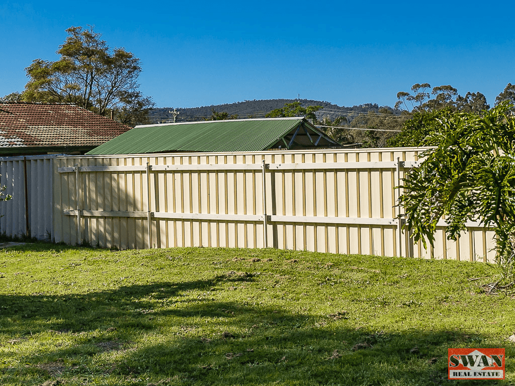 22 Myles Rd, Swan View, WA 6056