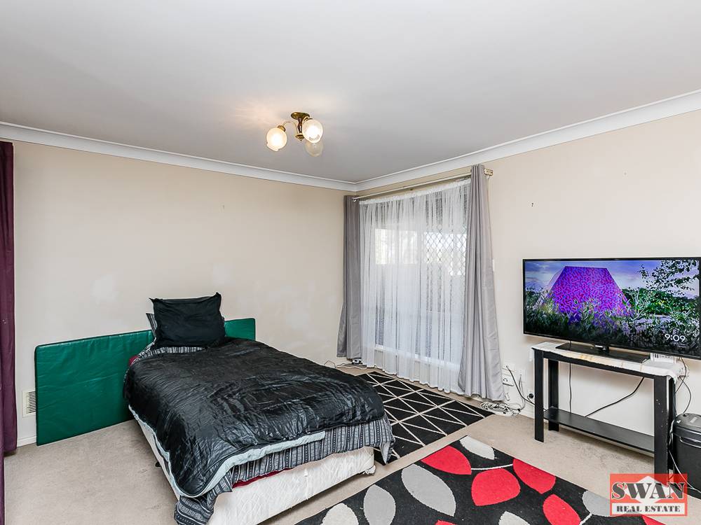 22 Myles Rd, Swan View, WA 6056