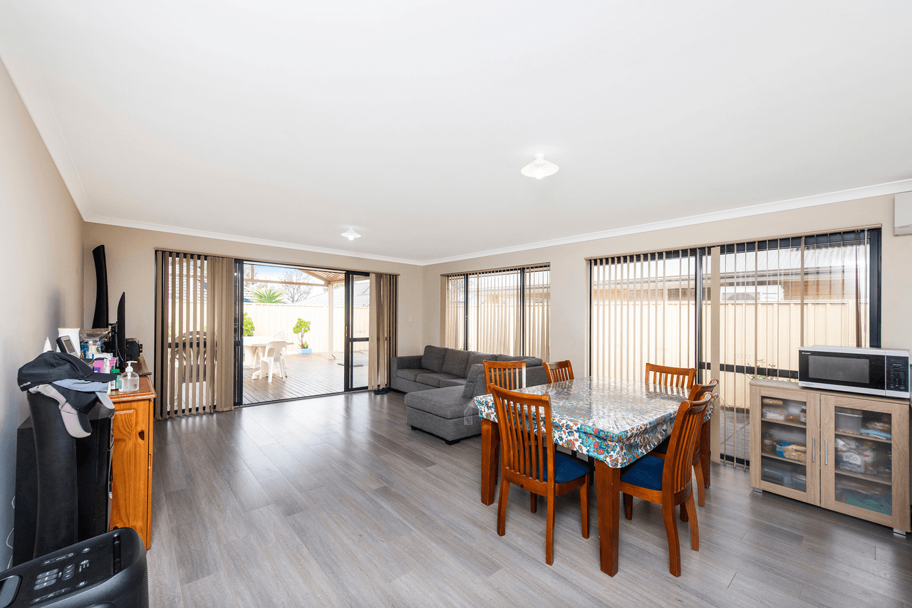 14 Dewsbury Drive, BERTRAM, WA 6167