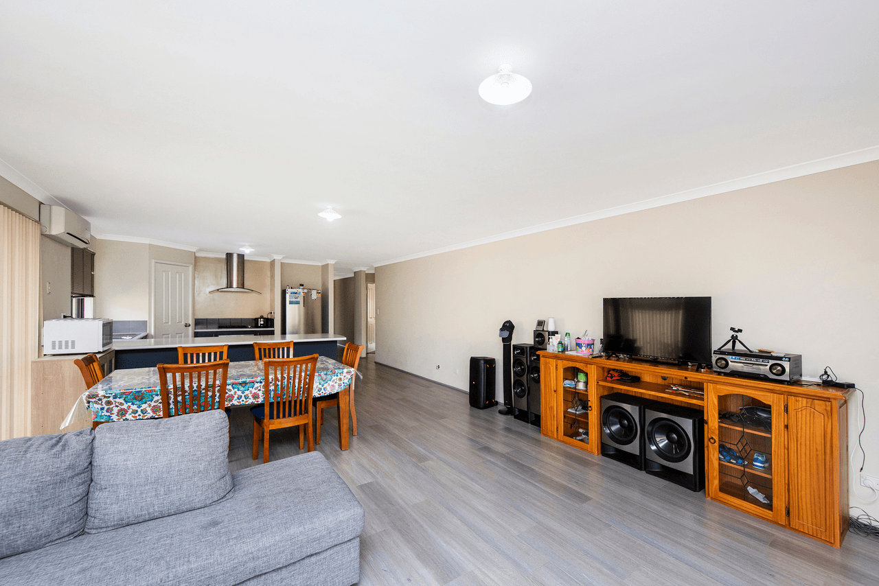 14 Dewsbury Drive, BERTRAM, WA 6167