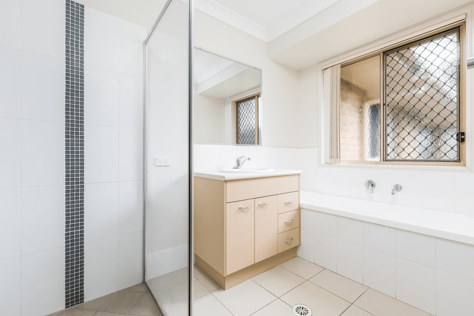 44 Drysdale Place, BRASSALL, QLD 4305