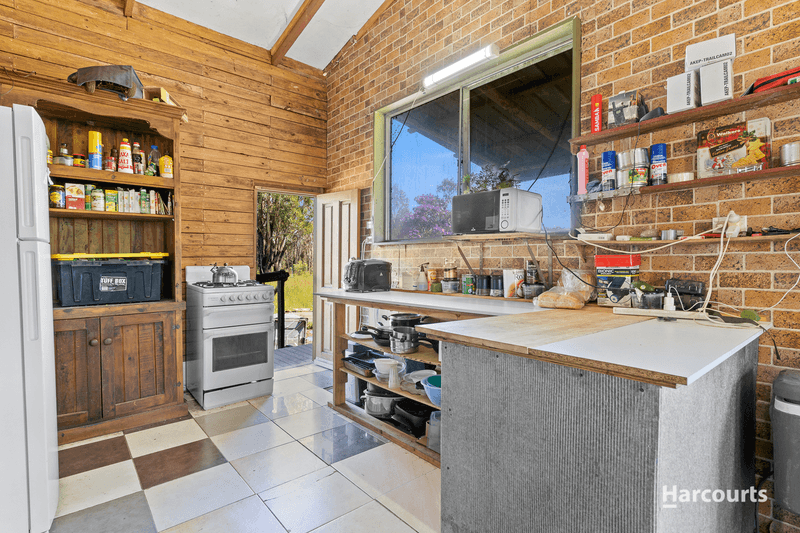 7175 Pacific Highway, Tabbimoble, NSW 2472
