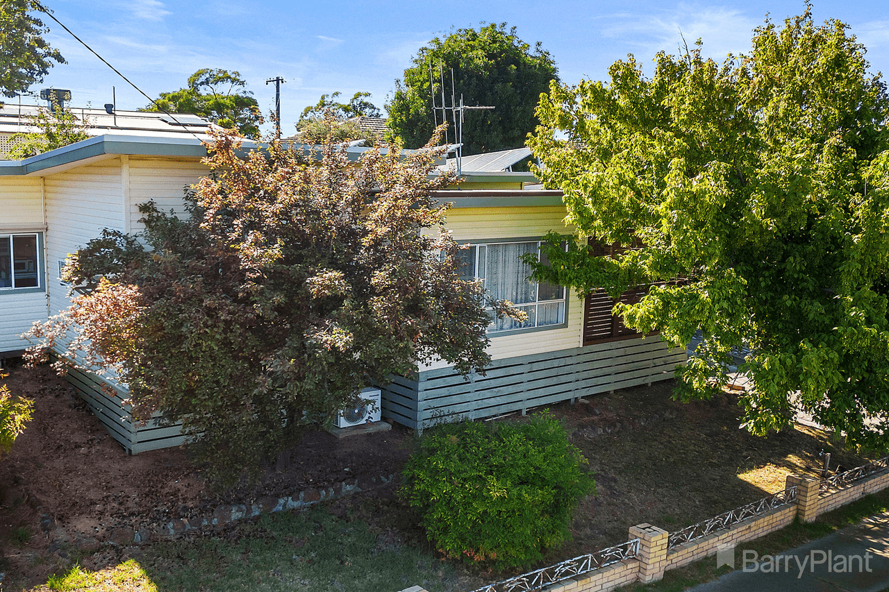 10 Specimen Hill Road, Golden Square, VIC 3555