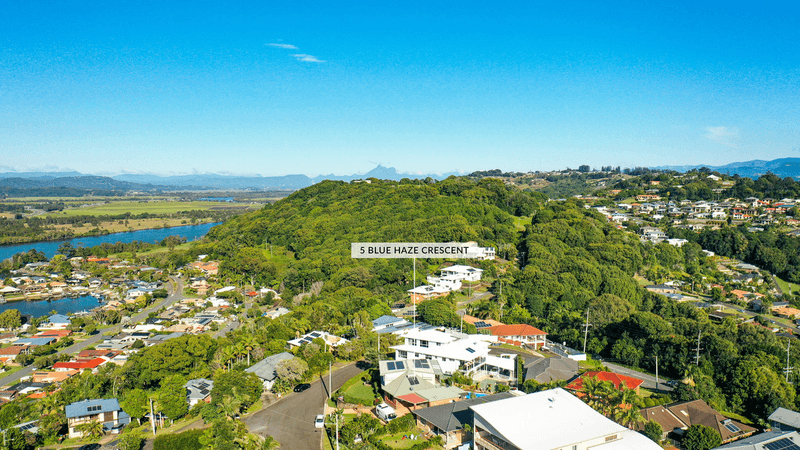 5 Blue Haze Crescent, Banora Point, NSW 2486