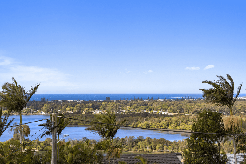 5 Blue Haze Crescent, Banora Point, NSW 2486