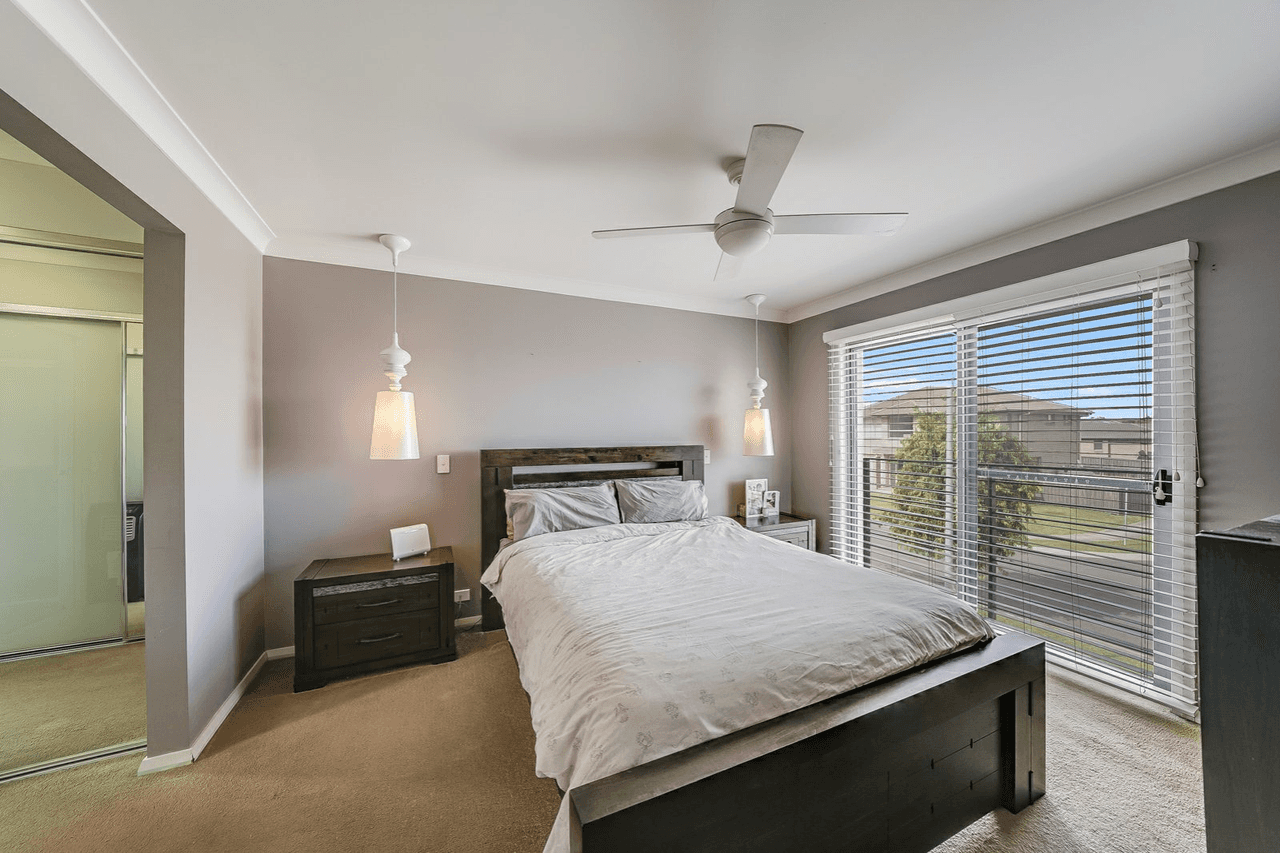 15 Bandara Circuit, SPRING FARM, NSW 2570