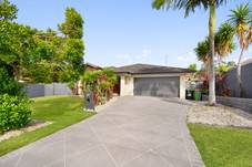 4 Roper Street, PACIFIC PINES, QLD 4211