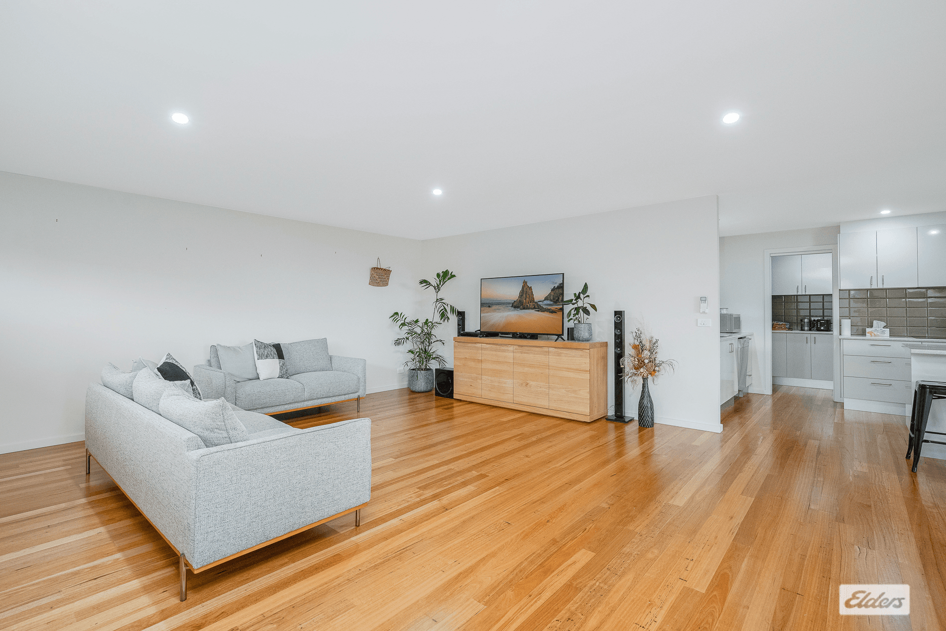 15 Telopea Crescent, Tura Beach, NSW 2548