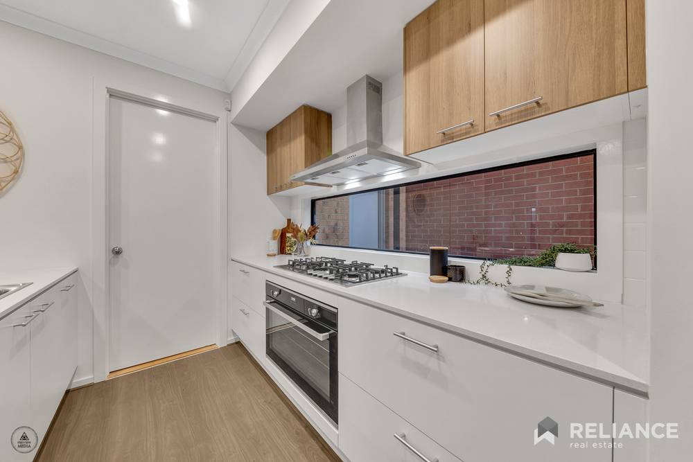 8 Himalayas Street, Truganina, VIC 3029