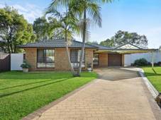 3 Hornet Place, RABY, NSW 2566