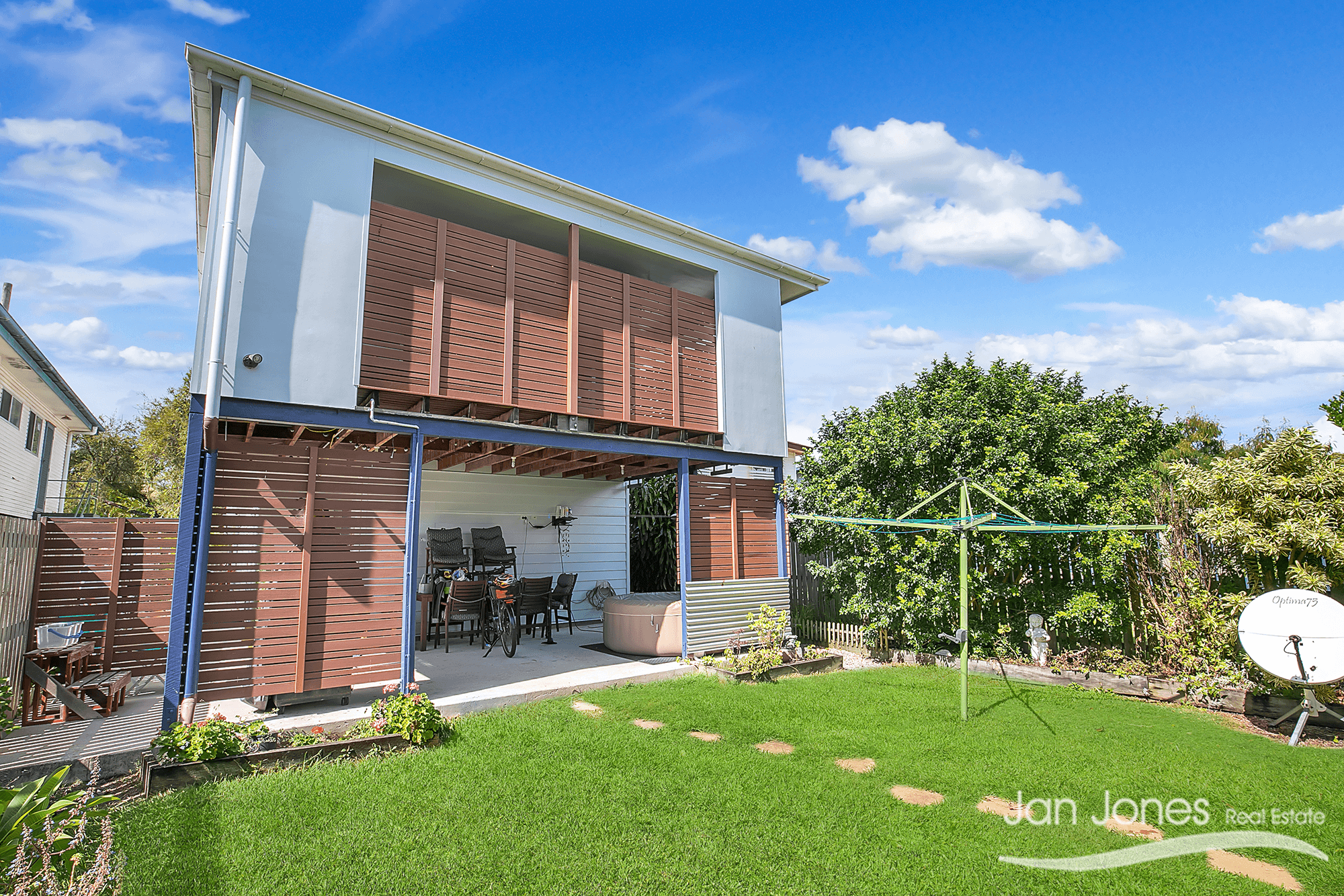 63 Longland St, Redcliffe, QLD 4020