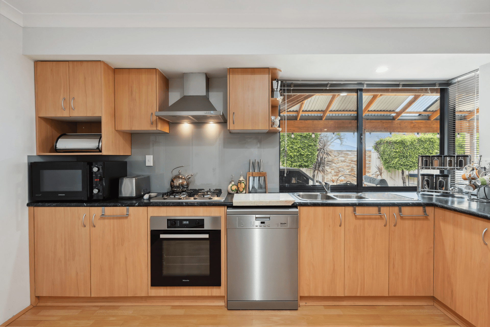 44 Apsley Bend, Tapping, WA 6065