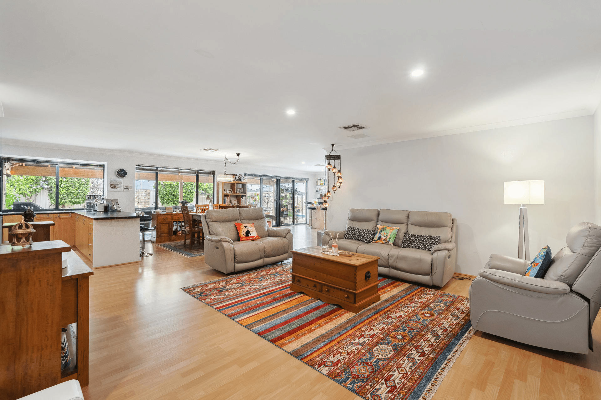 44 Apsley Bend, Tapping, WA 6065