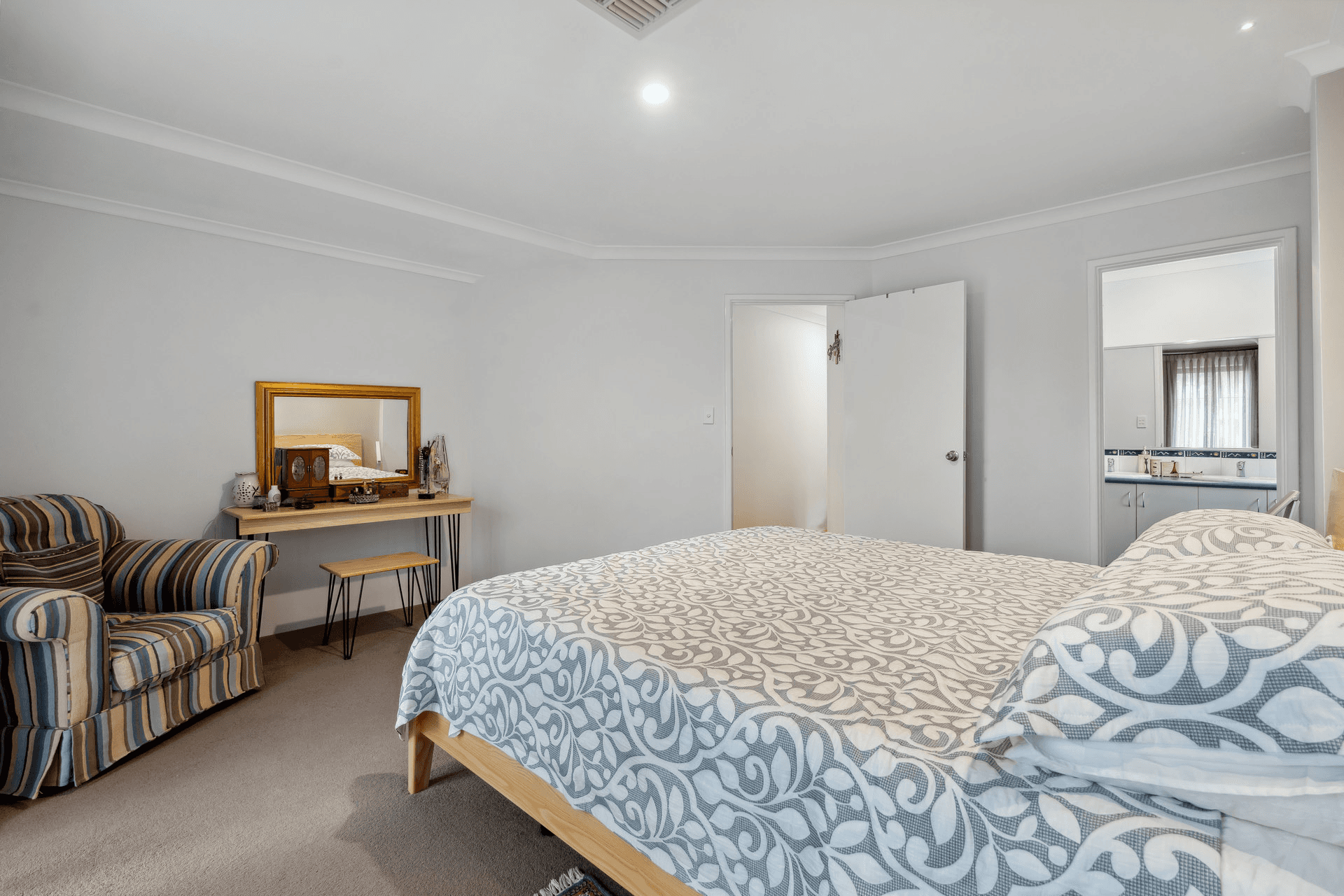 44 Apsley Bend, Tapping, WA 6065