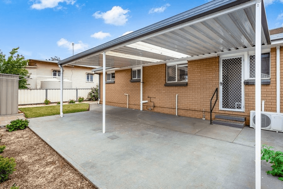 2/2 Doncaster Street, NEWTOWN, QLD 4350