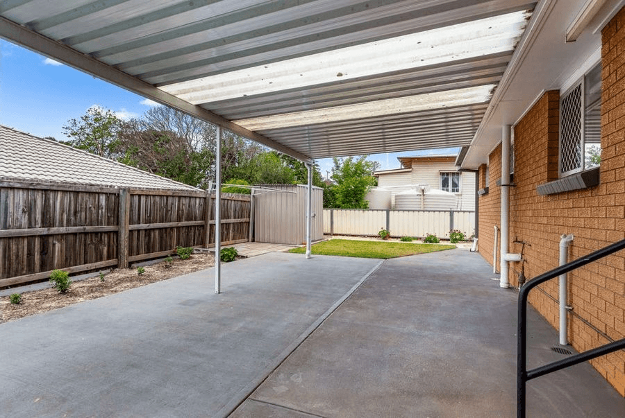 2/2 Doncaster Street, NEWTOWN, QLD 4350