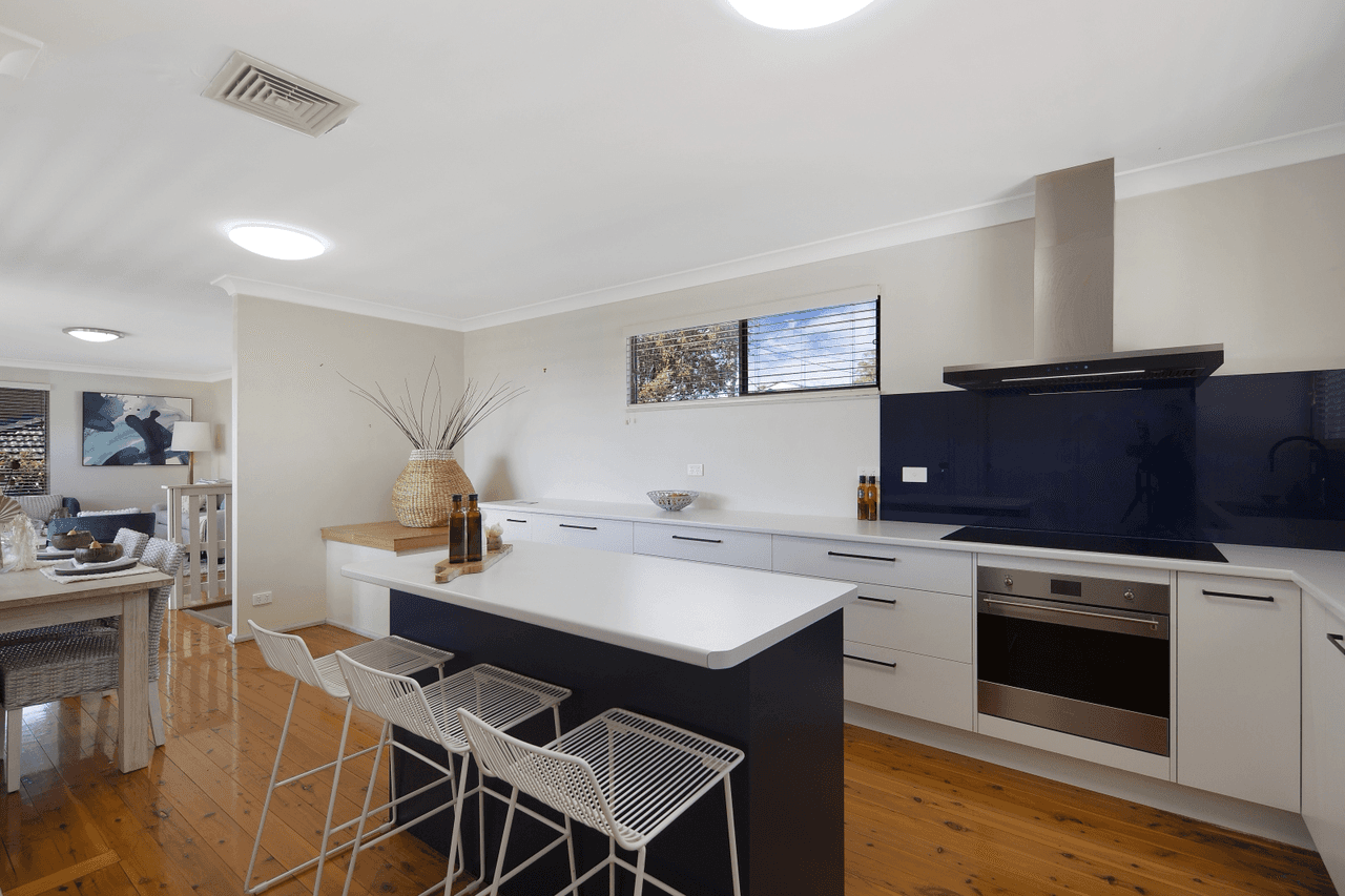 3 Hillcrest Avenue, BATEAU BAY, NSW 2261