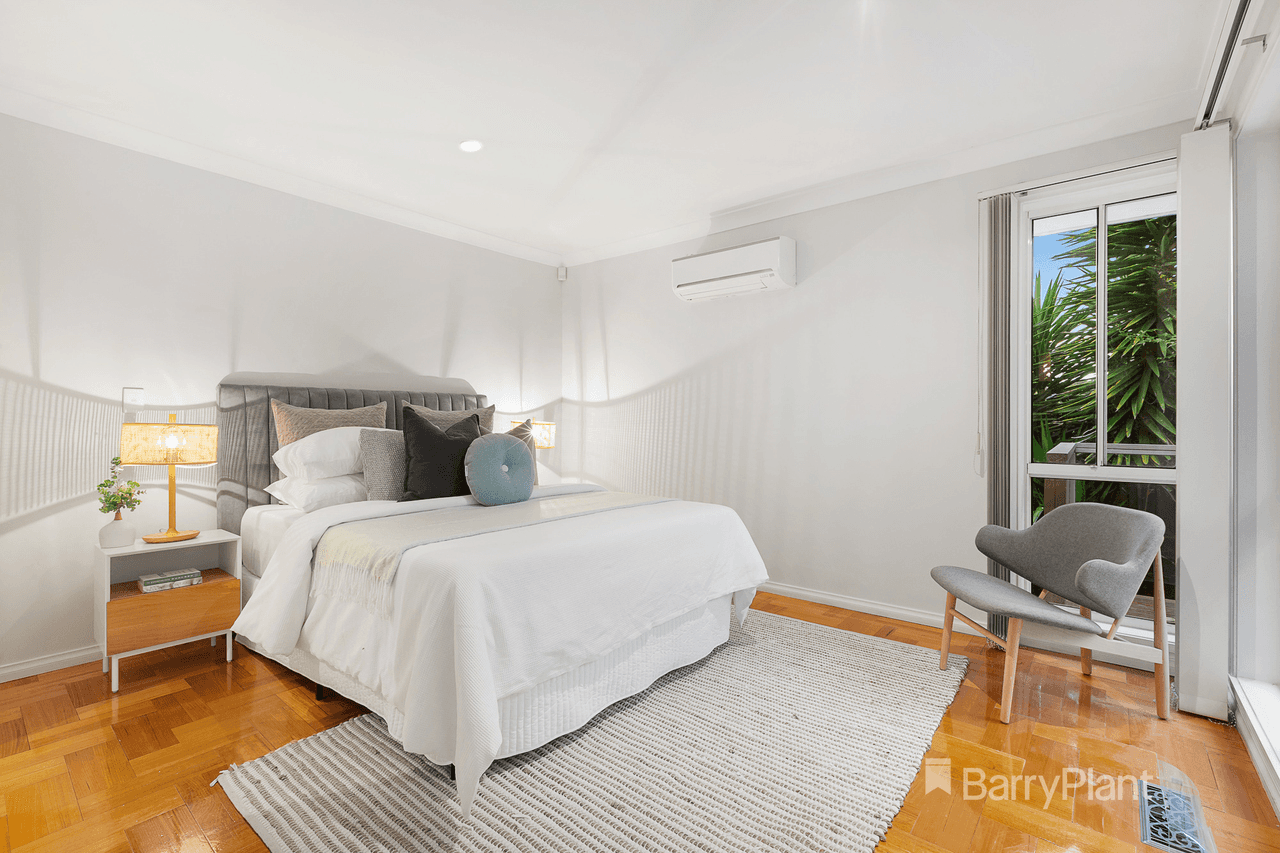 2/75 Church Road, DONCASTER, VIC 3108
