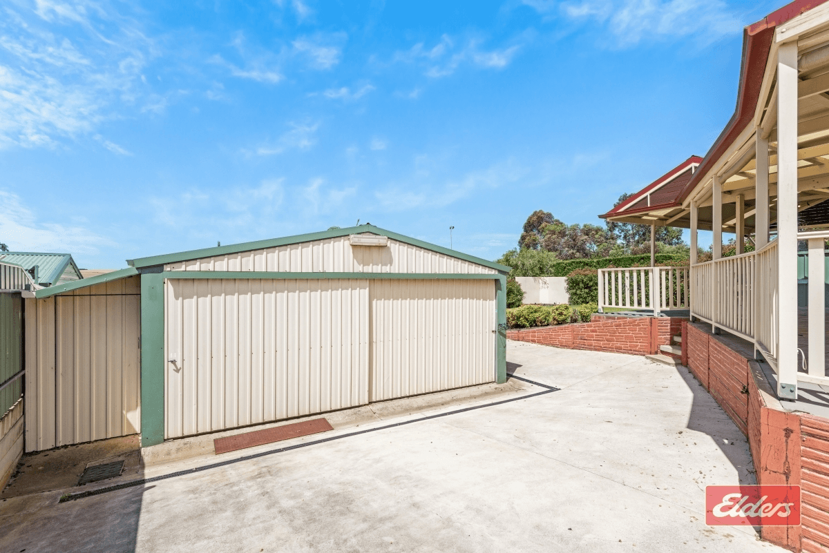 24 Oaklands Circuit, Hewett, SA 5118