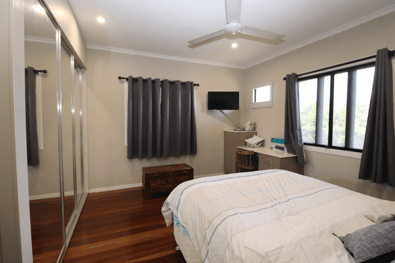 14-16 Gorton Street, TREBONNE, QLD 4850