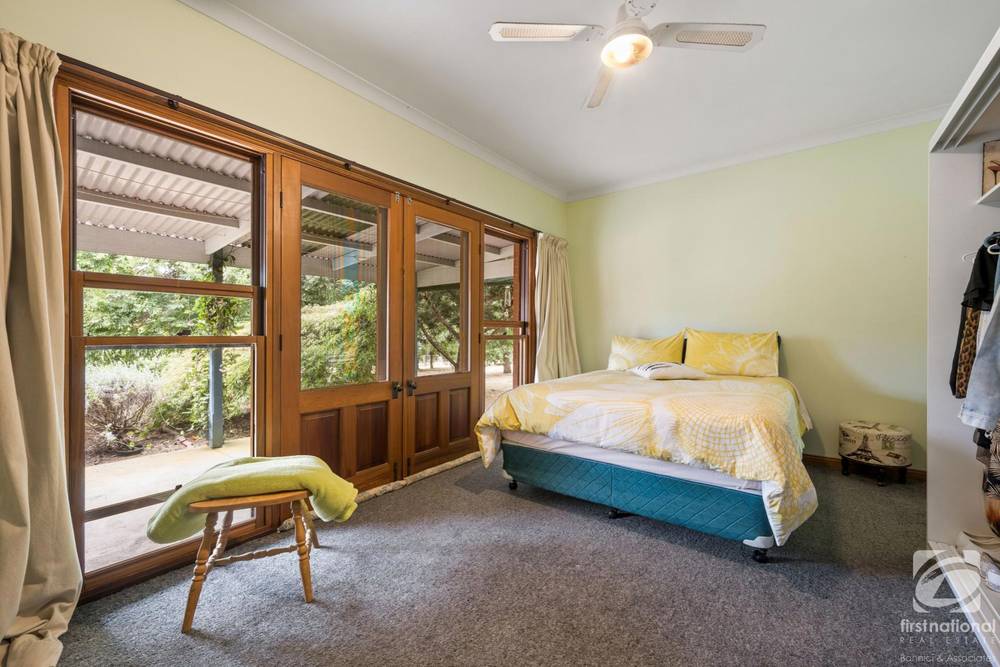 206 Alma Road, Beechworth, VIC 3747