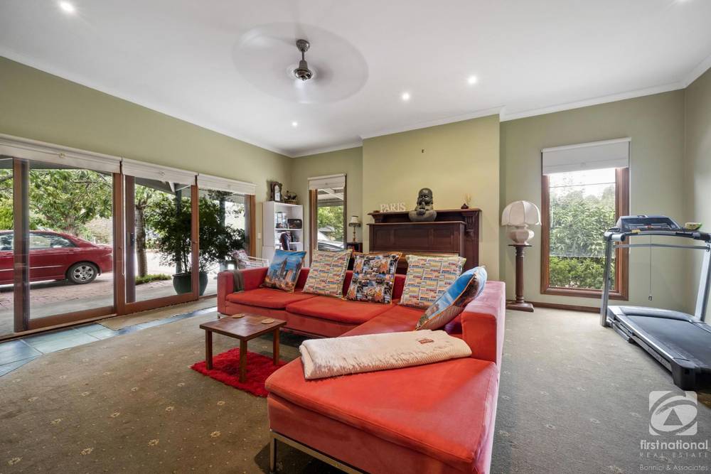 206 Alma Road, Beechworth, VIC 3747