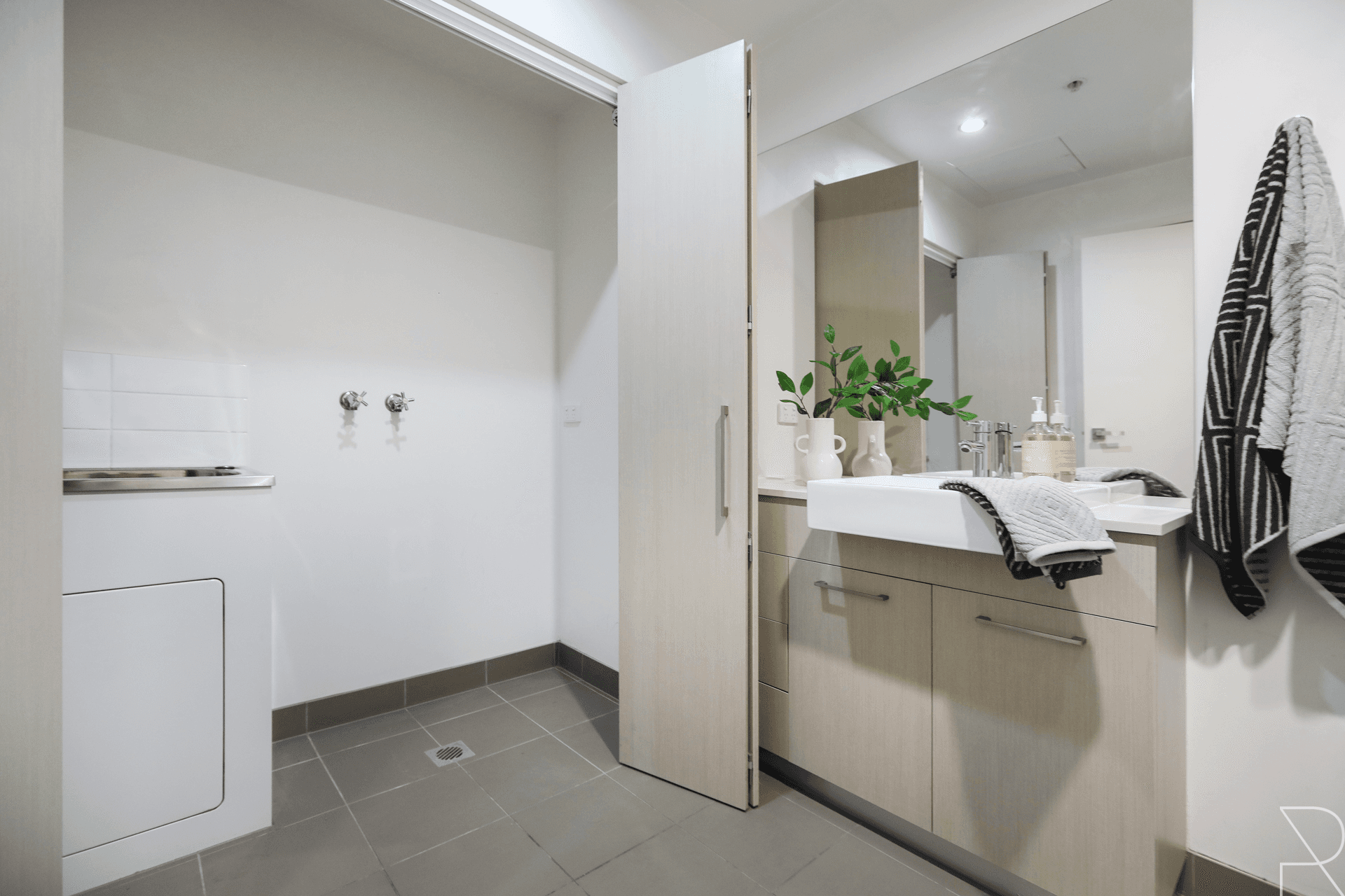203/60 La Scala Avenue, Maribyrnong, VIC 3032