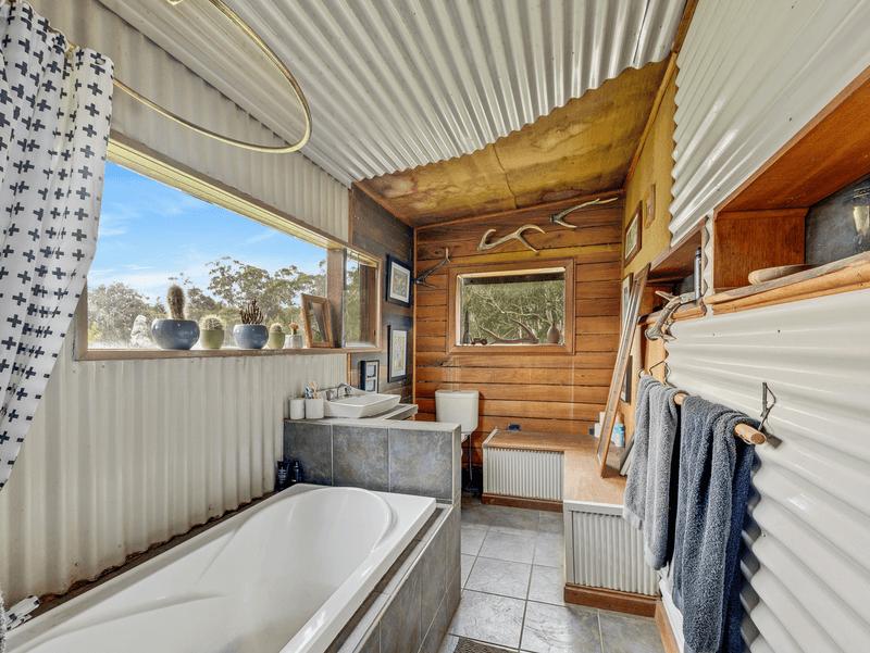 867 Upper Rose River Road, ROSE RIVER, VIC 3678