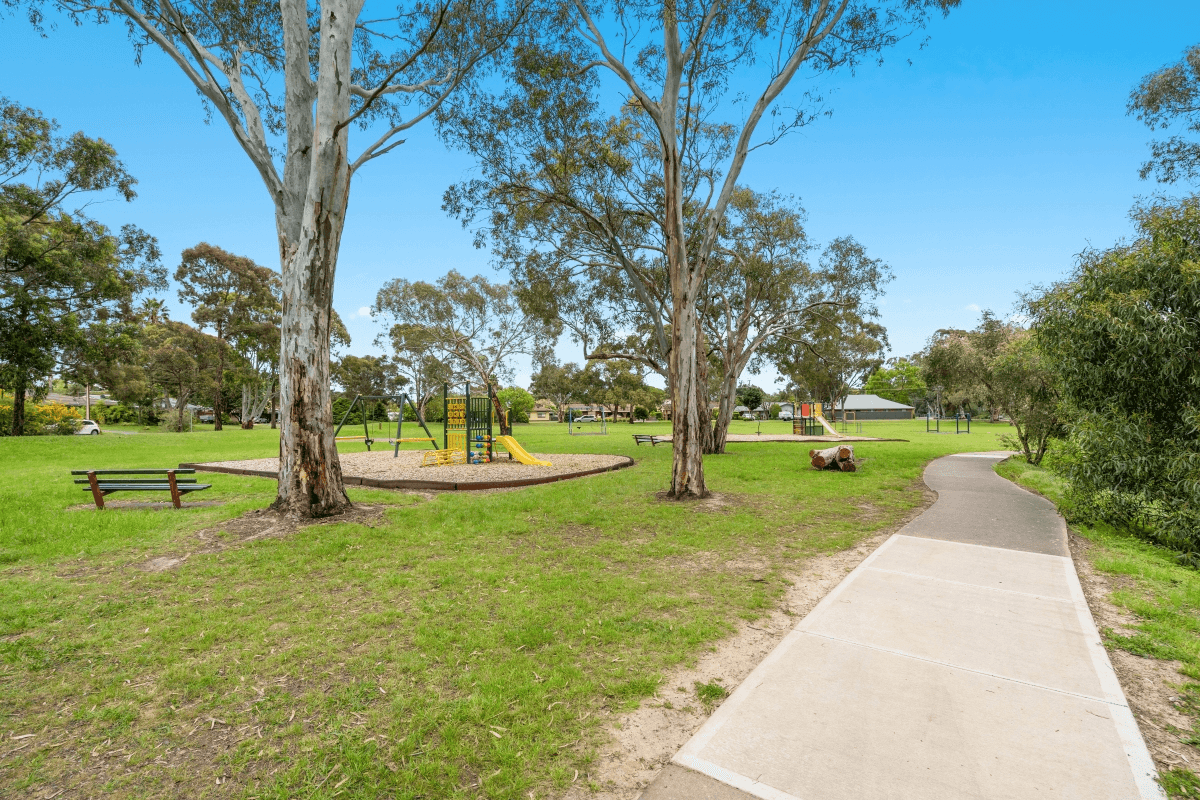 35 Barrdickson Crescent, HAPPY VALLEY, SA 5159