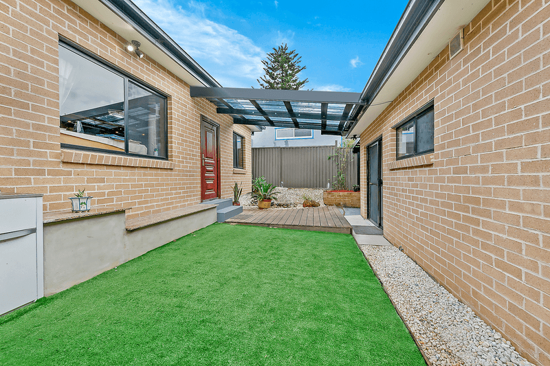 11a Lovell Road, DENISTONE EAST, NSW 2112