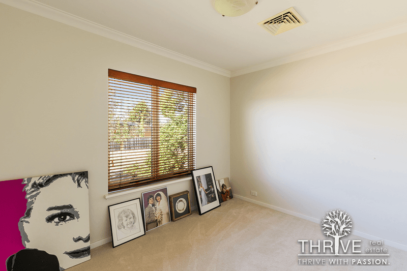 12 Kingston Heath Mews, Jandakot, WA 6164