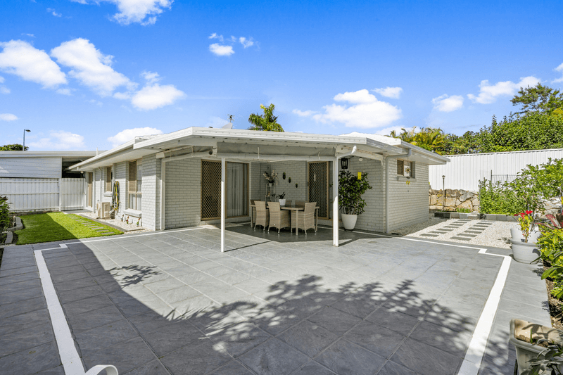 11 Ogilvie Crescent, NERANG, QLD 4211