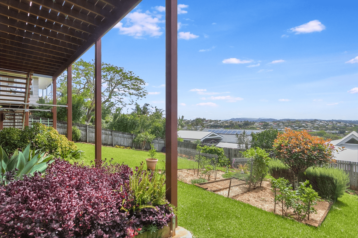 15 Durigan Place, BANORA POINT, NSW 2486