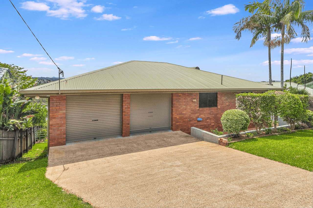 15 Durigan Place, BANORA POINT, NSW 2486