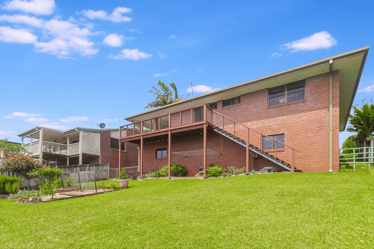 15 Durigan Place, BANORA POINT, NSW 2486