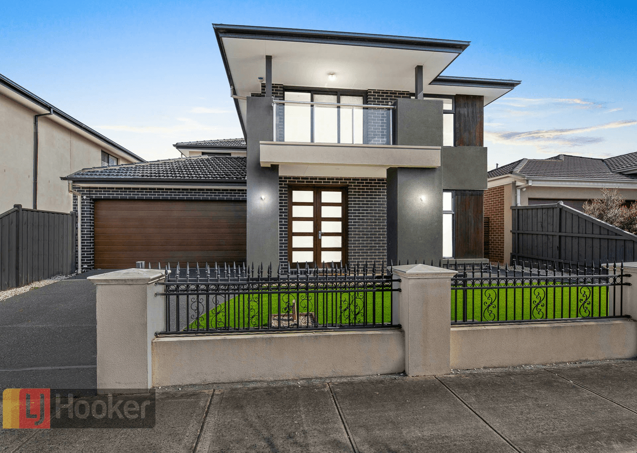 12 Broadleaf Court, KEYSBOROUGH, VIC 3173