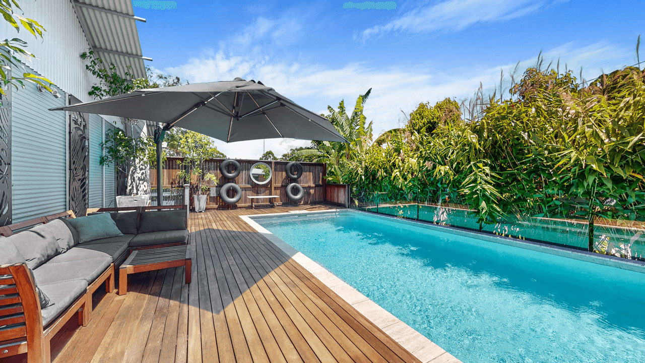 6 Lake Court, TEWANTIN, QLD 4565