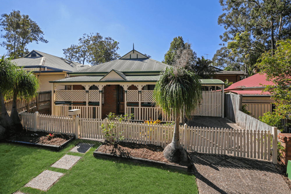 4 Eyre Court, FOREST LAKE, QLD 4078
