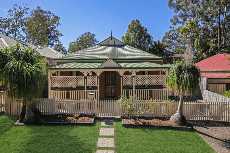 4 Eyre Court, FOREST LAKE, QLD 4078