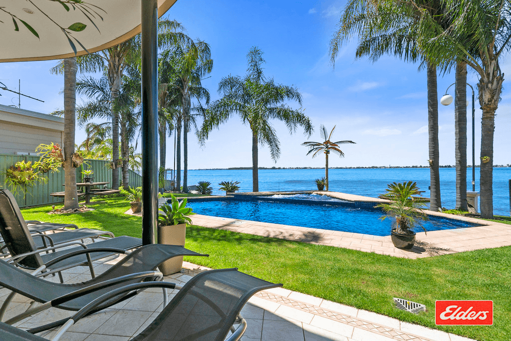 100  Melbourne Street, MULWALA, NSW 2647