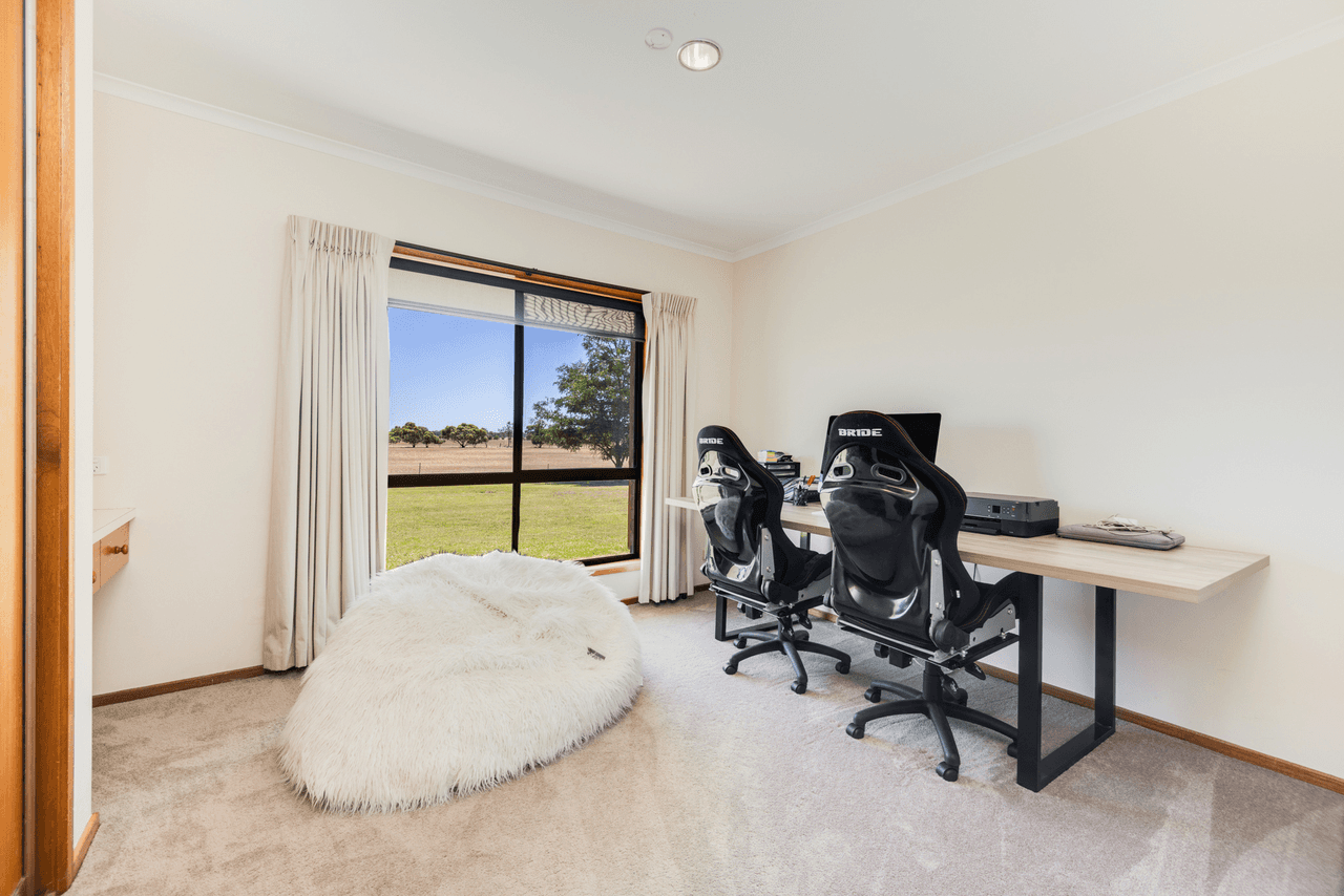 24 Jones Lane, QUANTONG, VIC 3401