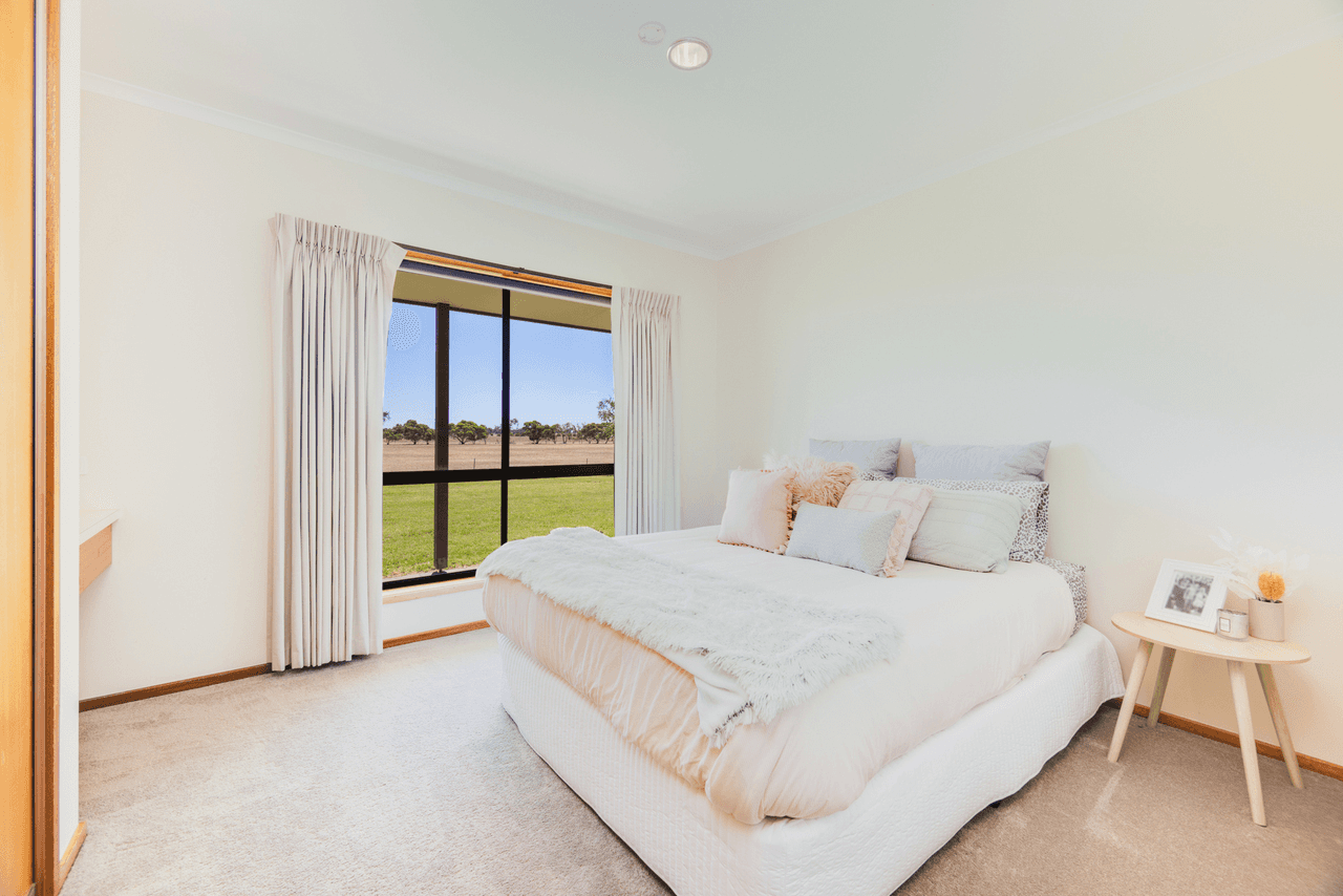 24 Jones Lane, QUANTONG, VIC 3401