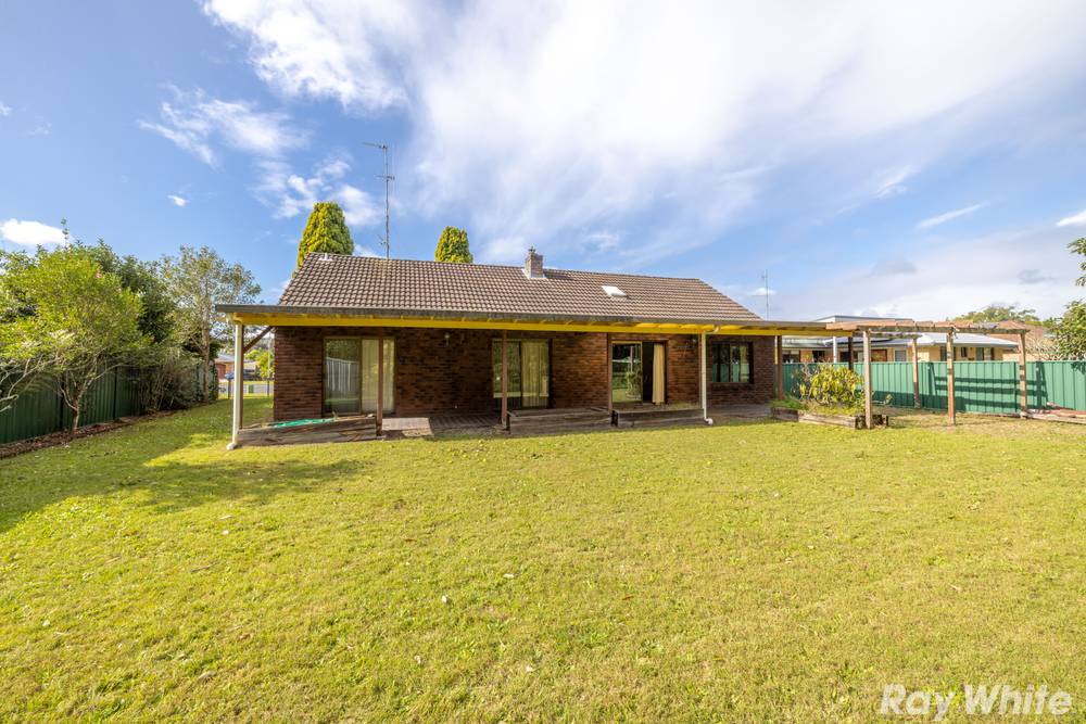 22 Eden Place, TUNCURRY, NSW 2428