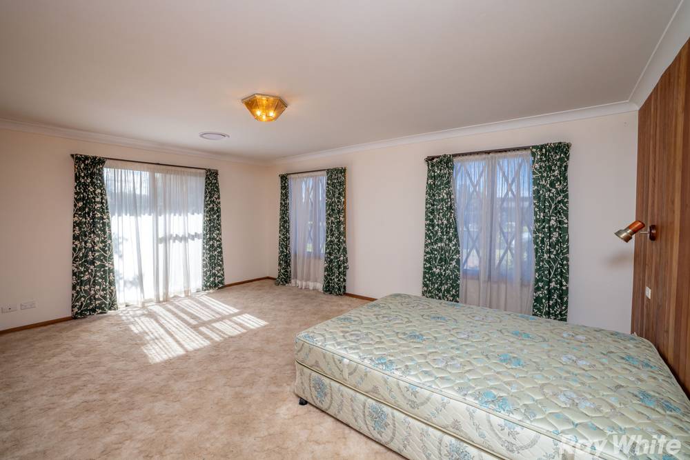 22 Eden Place, TUNCURRY, NSW 2428