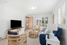 7/41-43 Robertson Street, Coniston, NSW 2500