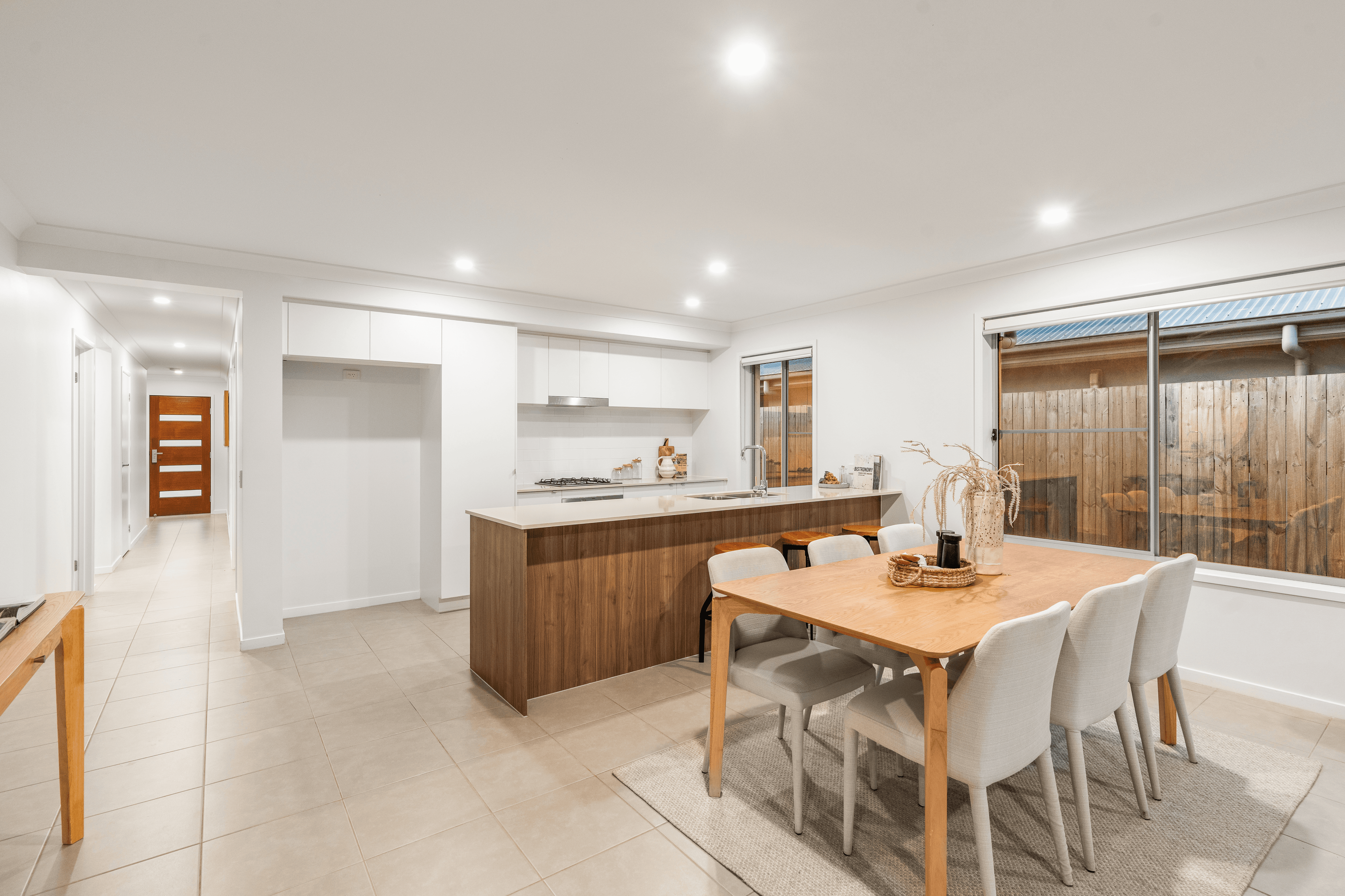 8 Raine Court, BURPENGARY EAST, QLD 4505