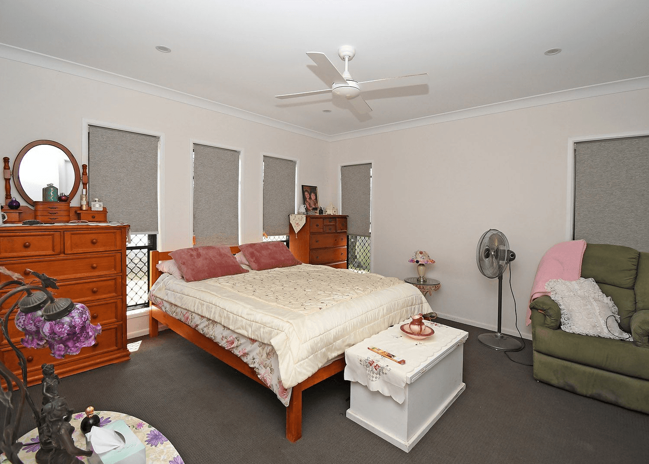 24 Tranquil Dr, Wondunna, QLD 4655